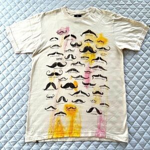 Men’s graphic tee